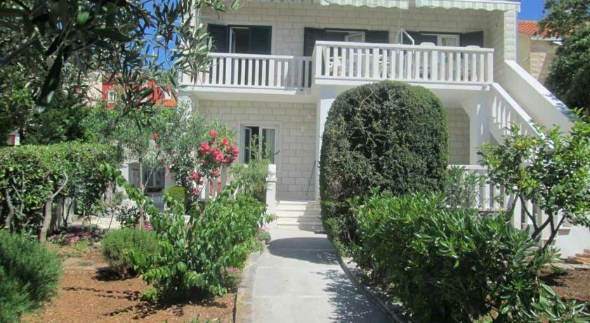Apartman Hibiskus Бол Екстер'єр фото